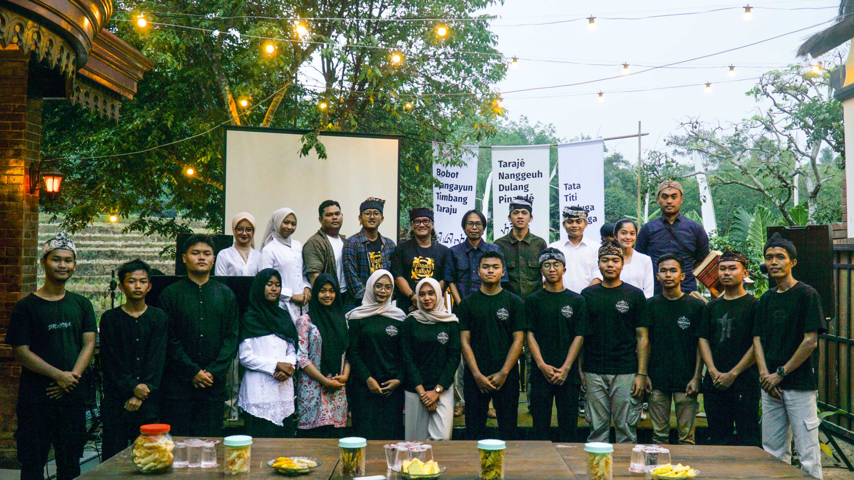Sarakan Midang: Sarana Mengenali Sjarif Amin (Tokoh Pers/Jurnalistik, Sastra dari Tatar Galuh) dan Ruang Apresiasi Kesenian